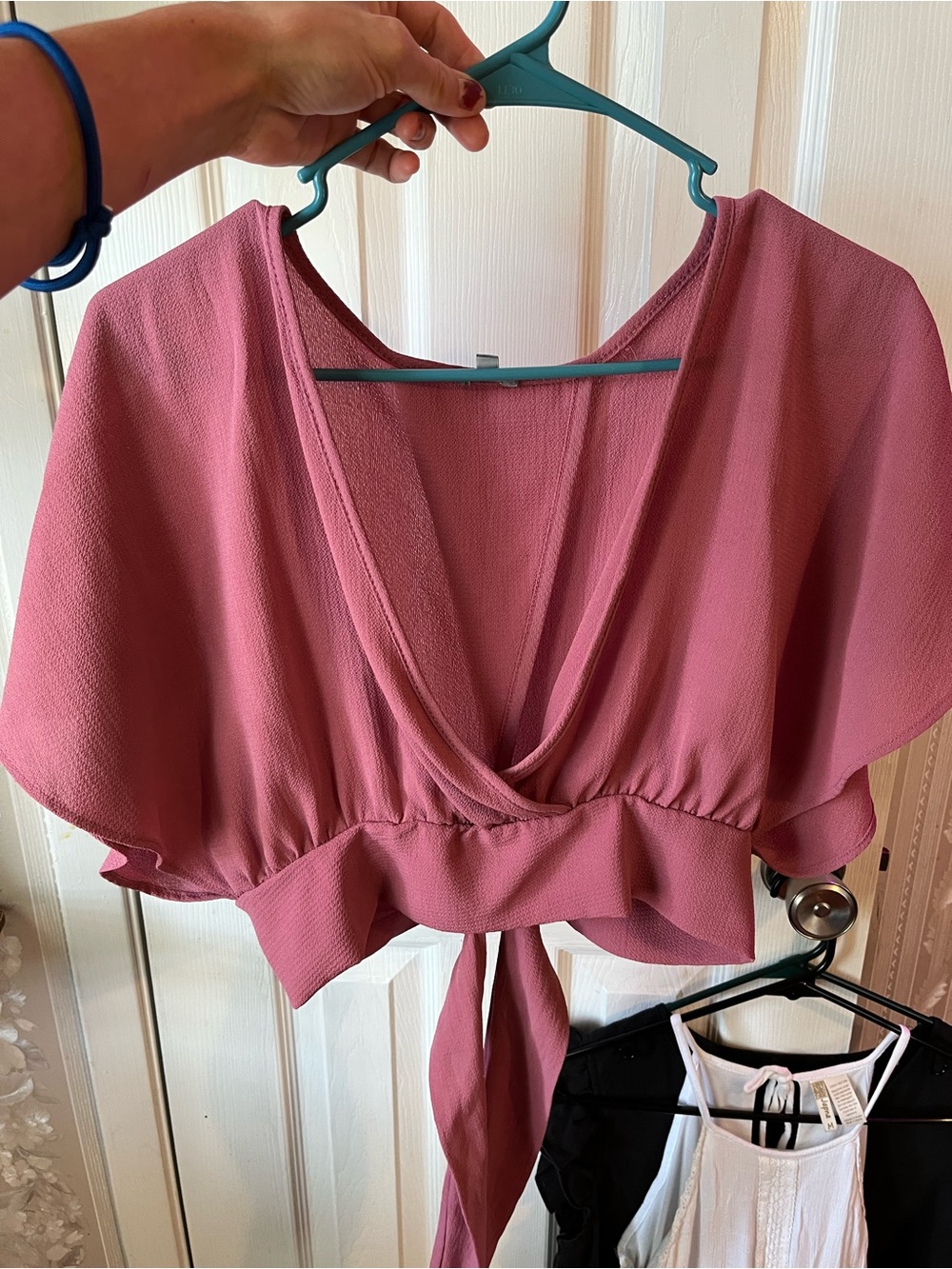 Charlotte Russe Dusty Rose Tie-Front Flutter Crop Top
